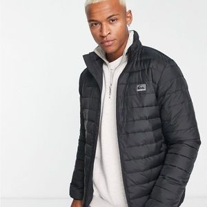 *Like new* Quiksilver puffer jacket